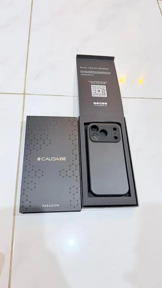CAUDABE PARAGON BLACK IPHONE 17 PRO