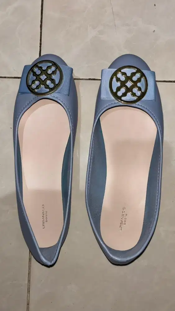 Prelove sepatu sandal Urban&Co