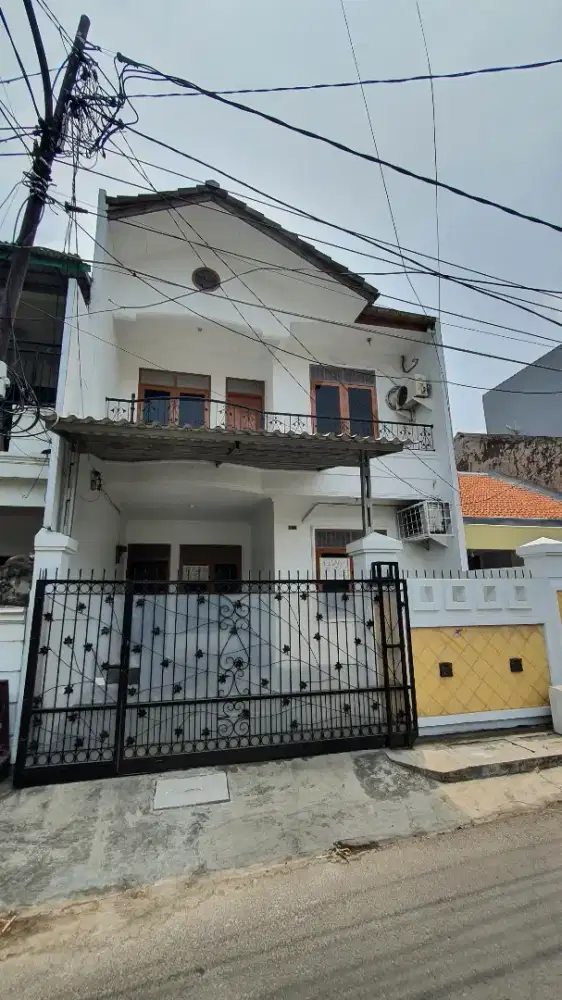 Rumah disewakan