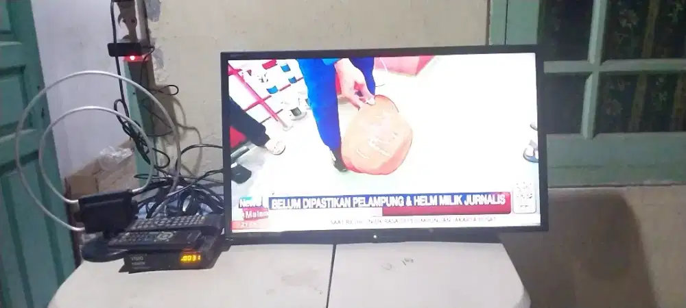 TV LCD SHARP 24 INCH