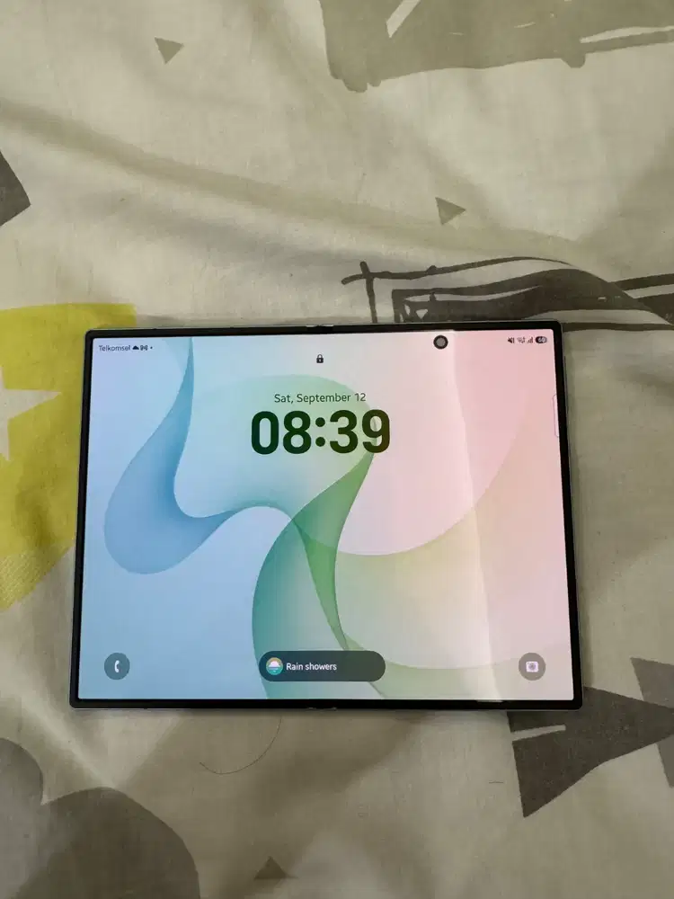 WTS Samsung Galaxy Z Fold8 512GB Pistachio
