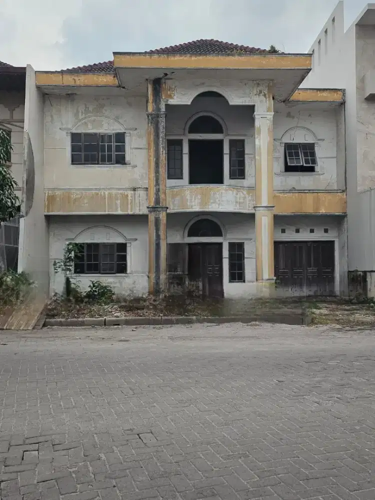 VILLA KOMPLEK CEMARA ASRI JLN RAJAWALI