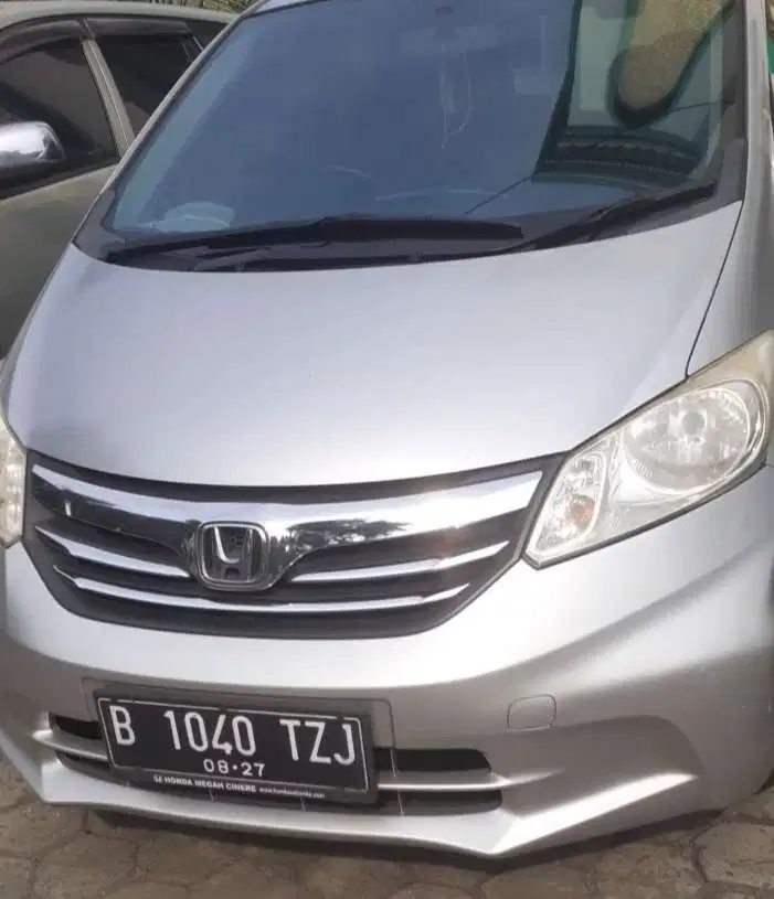 Honda Freed 2012 Bensin