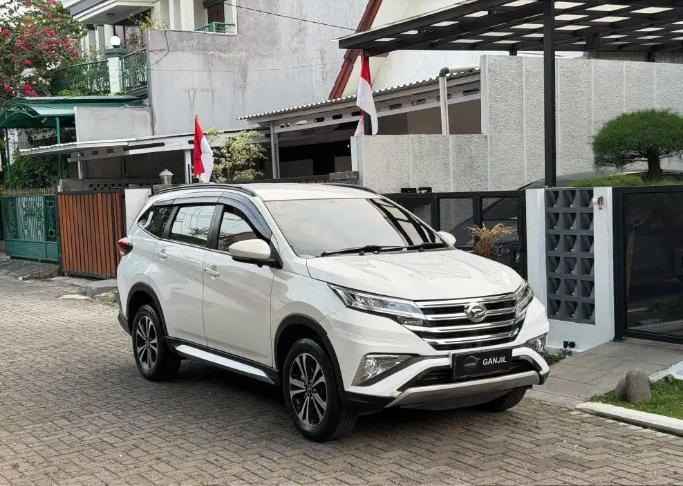 Daihatsu Terios 2022 R Dluxe AT Model 2023 non rush