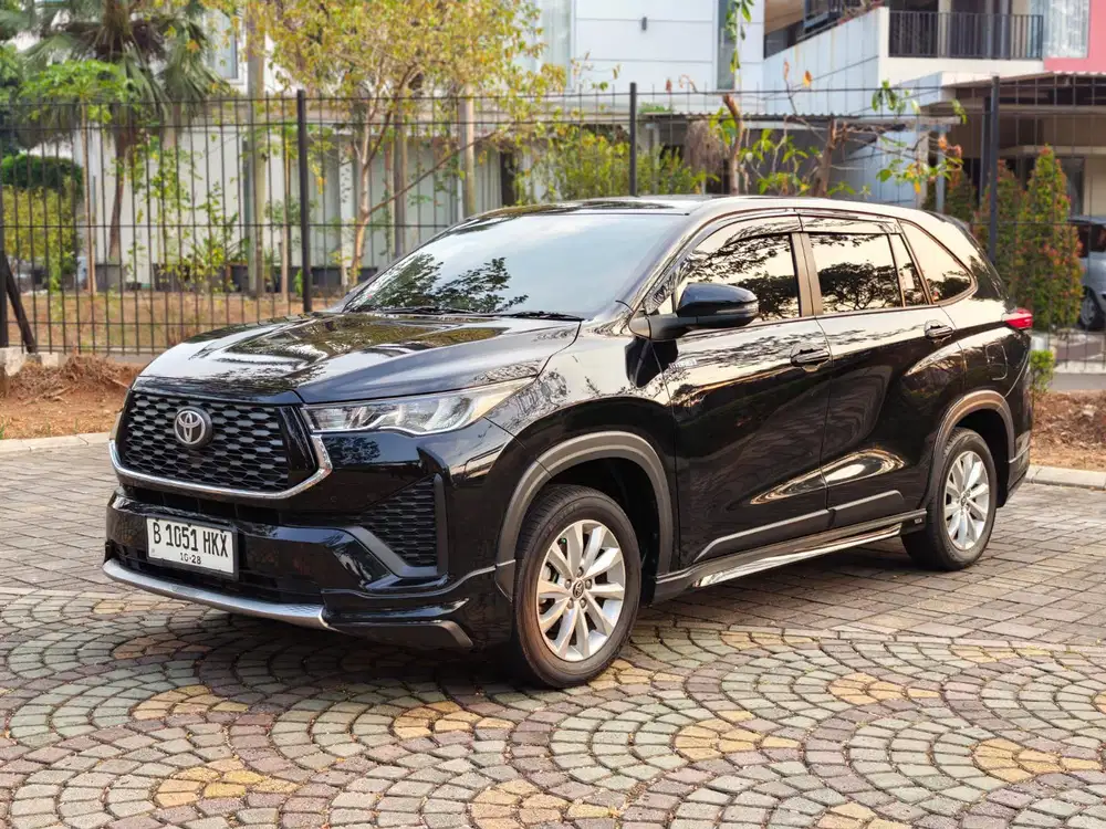 (Pajak Panjang 1thn)Toyota Innova Zenix 2.0 V Hybrid Modelista AT 2023
