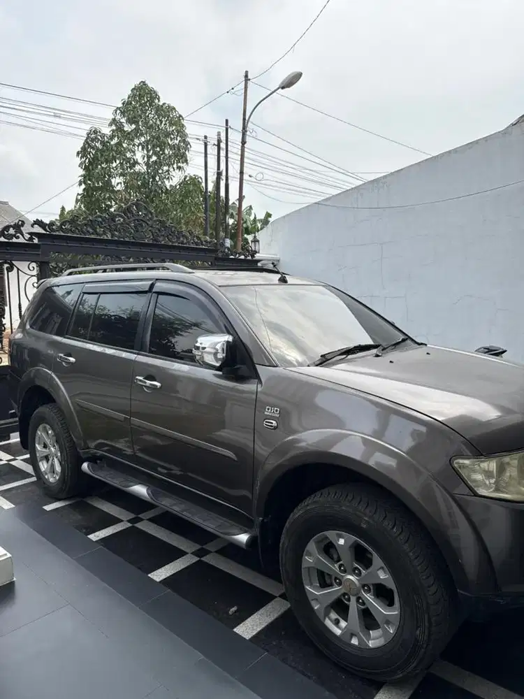 Pajero Sport Dakar 4X2 2011 Automatic