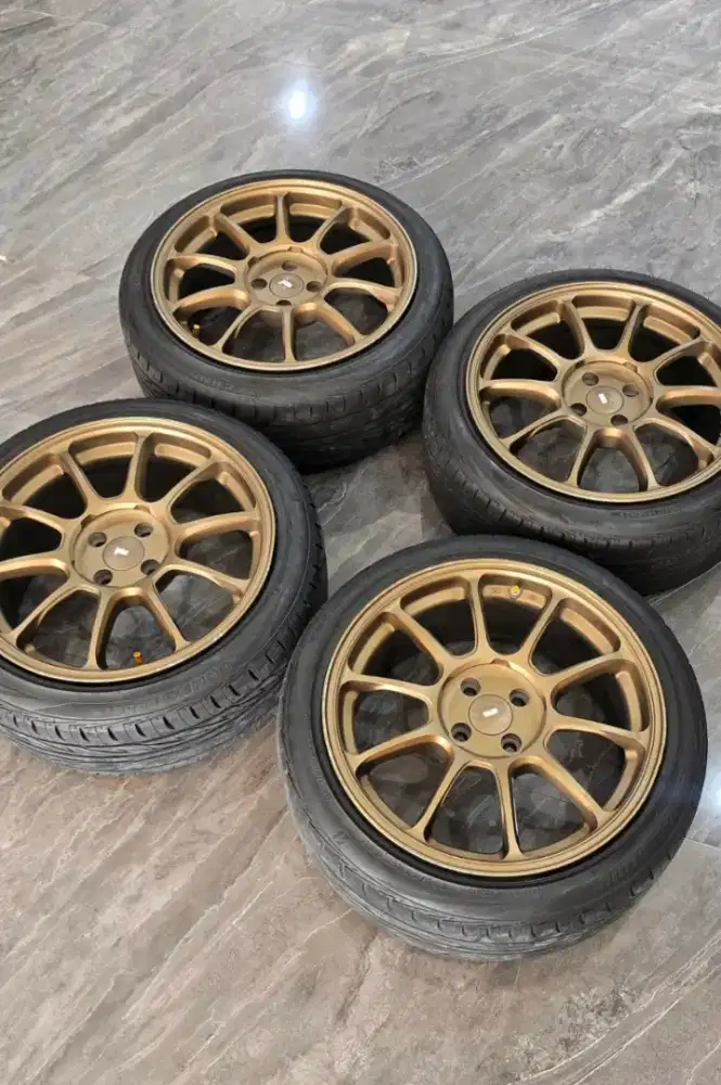 Velg ring 17 plus ban kondisi Istimewa
