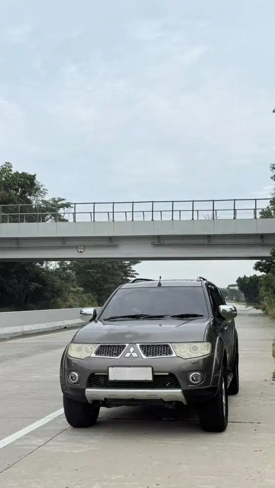 Pajero Sport Dakar 4X2 2011 Automatic