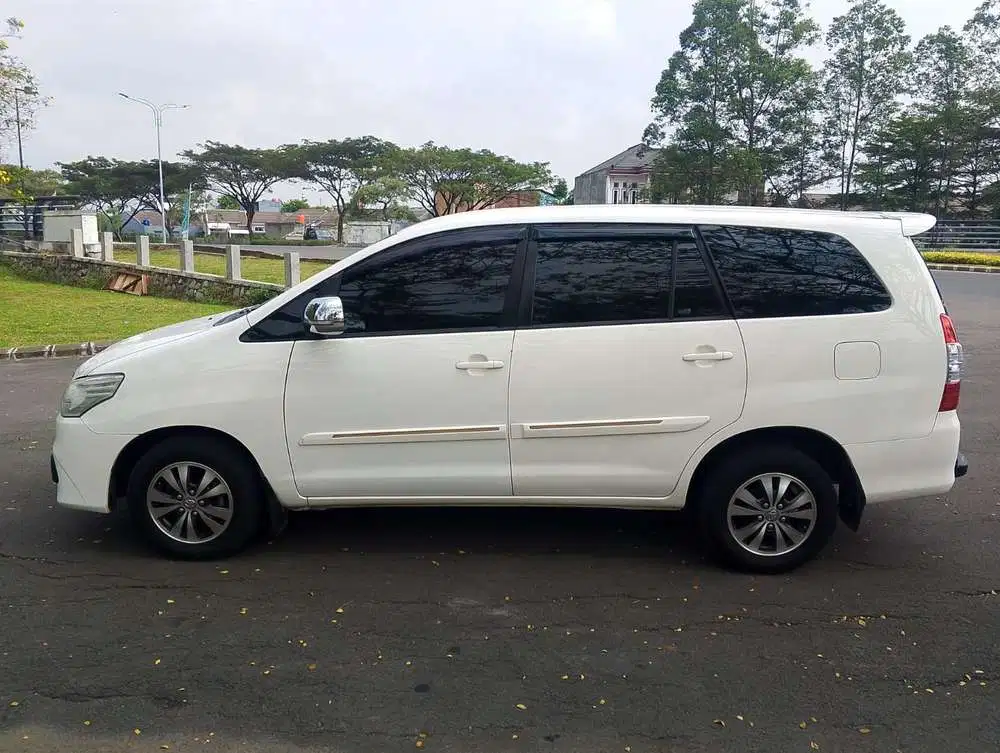 Toyota Kijang Innova 2015 Diesel