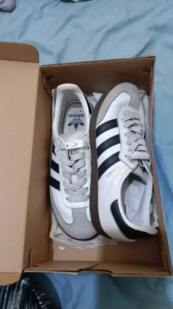 Sepatu Adidas samba