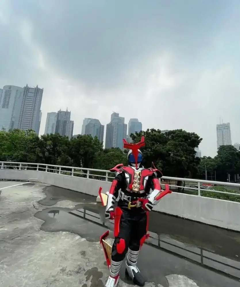 Kamen Rider Hyper Kabuto dual mode switch
