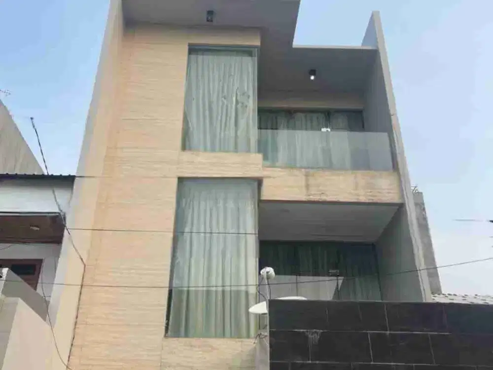 jual cepat rumah Sunter agung 3 lantai 6 x 16 hanya 3.4M
