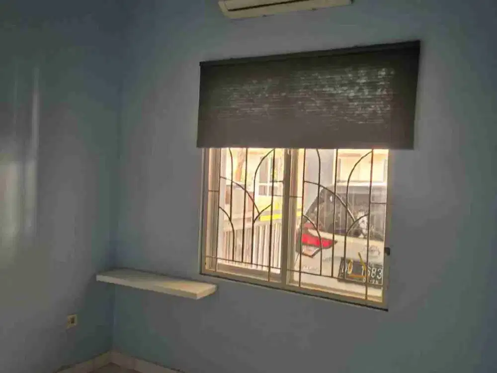 dijual rumah siap huni Sebelah Mall paradise Serpong city