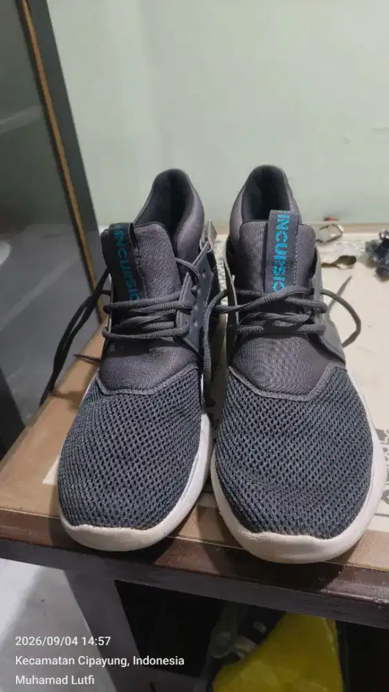 Sepatu Nike Incursion Mid SE size 44 orginal