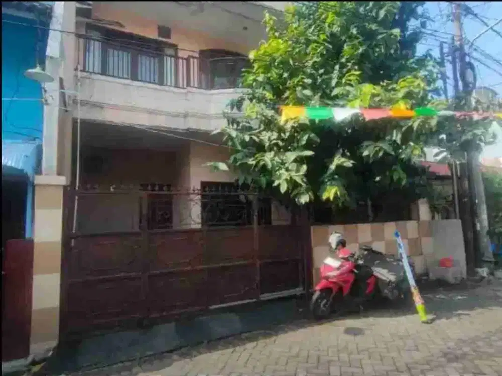 Dijual rumah siap huni di Ngagel Wasana