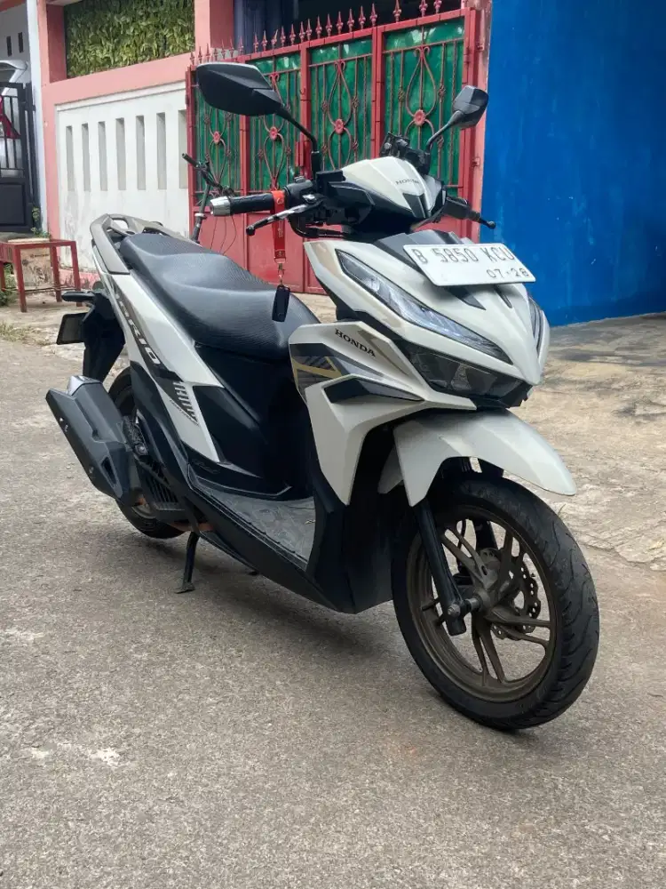 Vario New Keyless 125 CBS ISS Type Tertinggi
