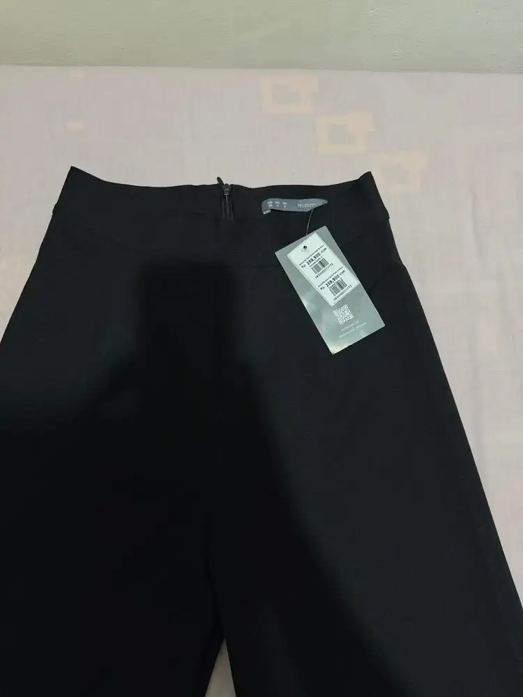 Celana Kulot Bahan Scuba - Merk MINIMAL