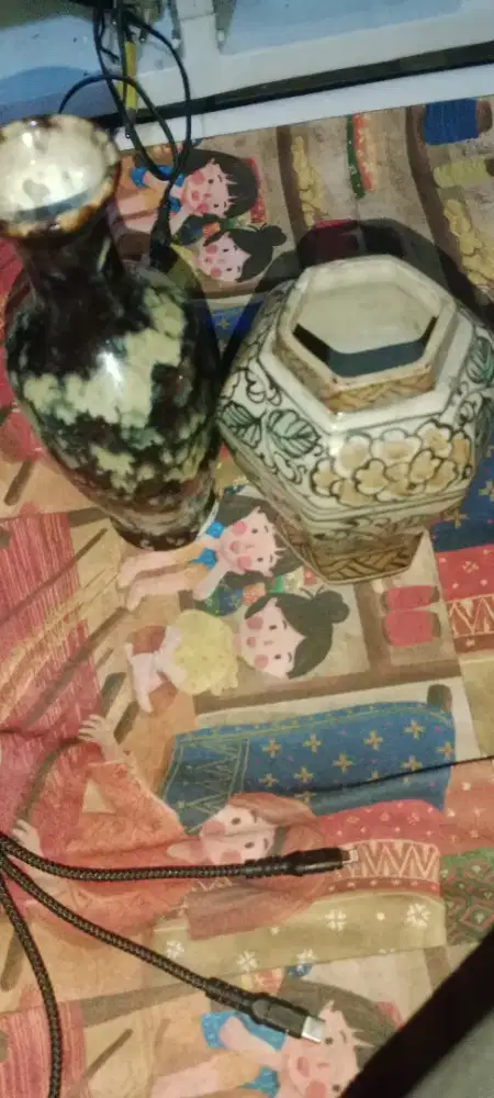 Vas bungan dan keramik jadul