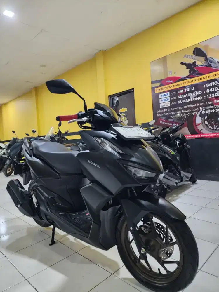VARIO 160 ABS  KM LOW BOSS