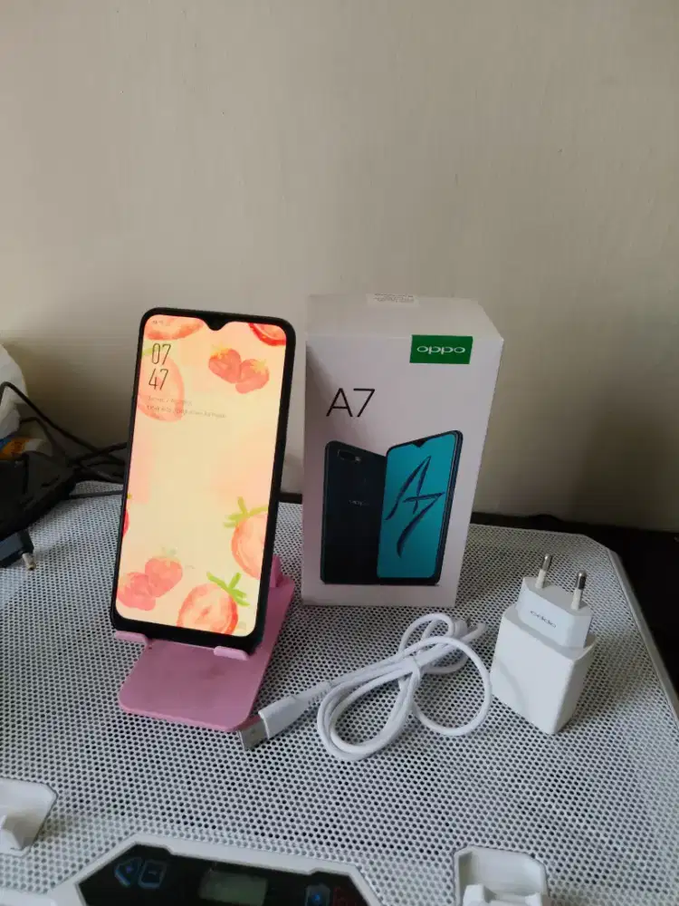 Oppo A7 3/64 GB