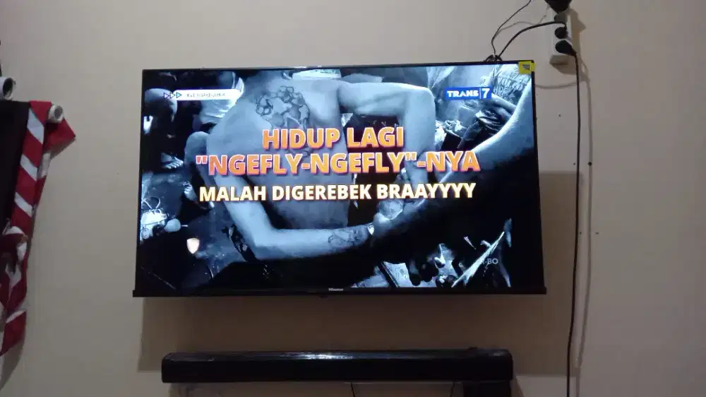 Di jual Tv merk hisense 43 inch android google
