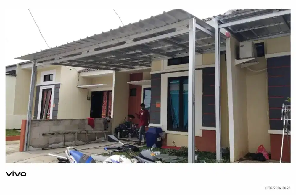 Pasang kanopi baja ringan