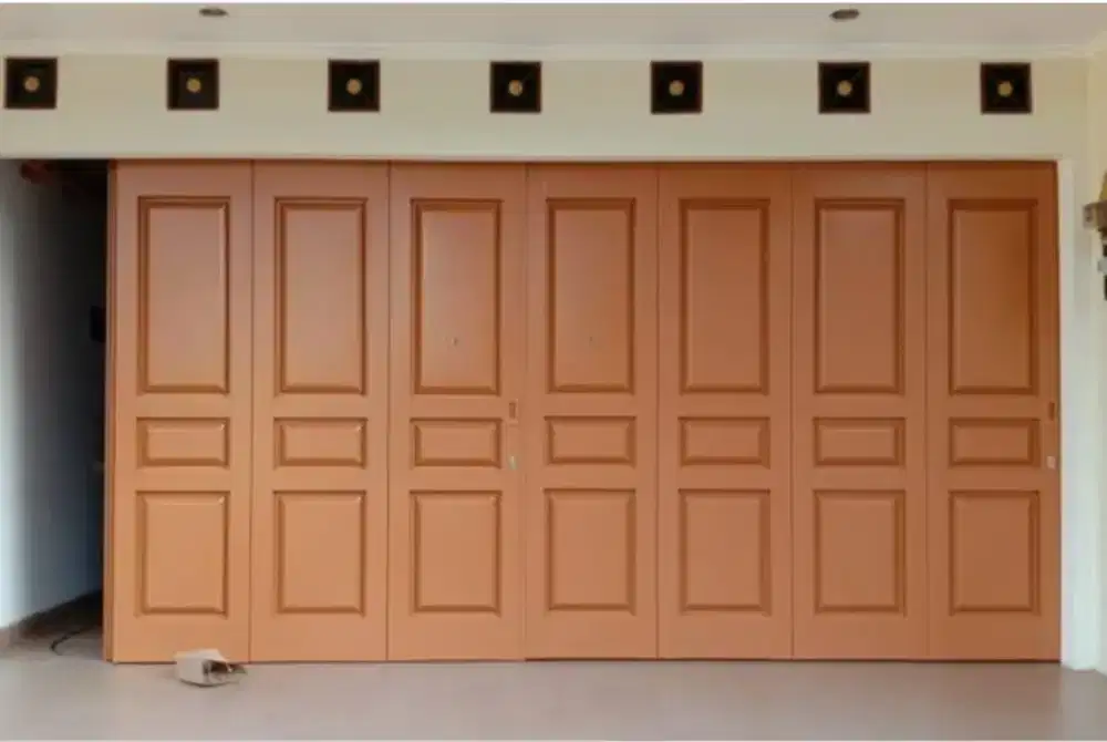 Rolling door dan folding gate