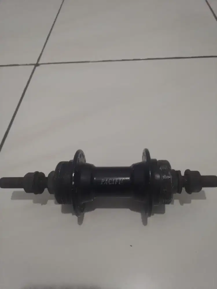 Hub / as roda belakang merk facific