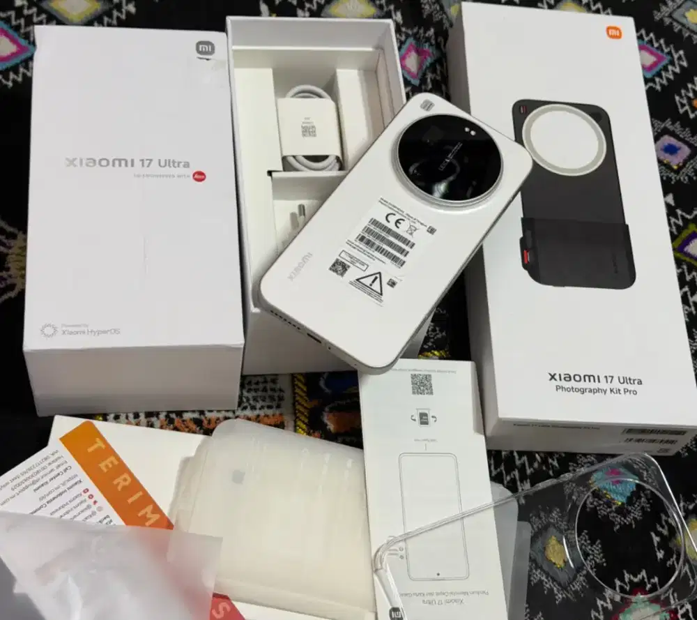 Xiaomi 17 Ultra 16/512GB Leica 200MP 5G Snapdragon 8 Elite Gen 5 + Kit