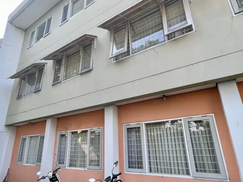 Kos Kost Aktif Full di Babakan Jeruk