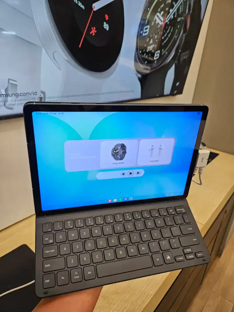 SAMSUNG TAB S10 FE GRATIS KEYBOARD COVER ORIGINAL & SPEAKER PREMIUM