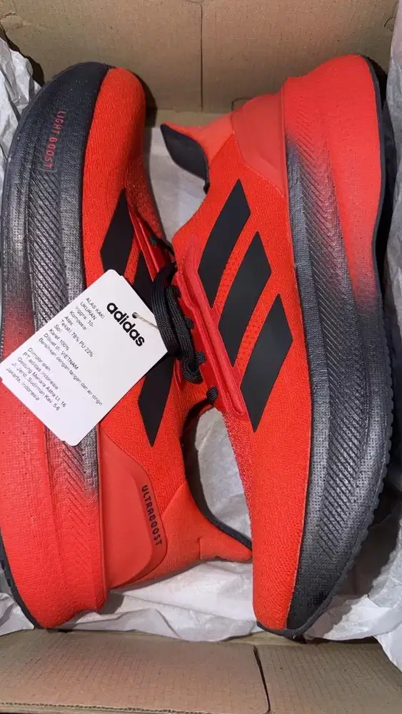Adidas Ultraboost 5 Audi Revolut F1 Team