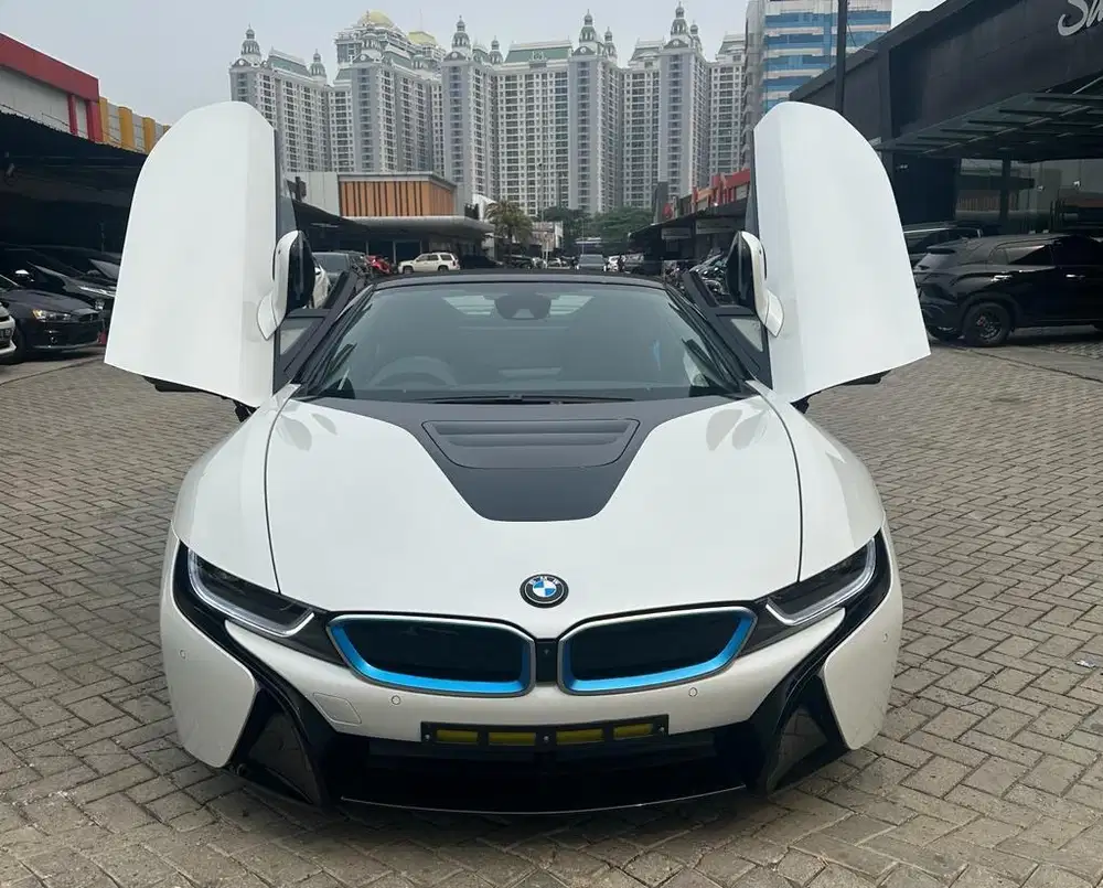 Bmw i8 Roadster 2021