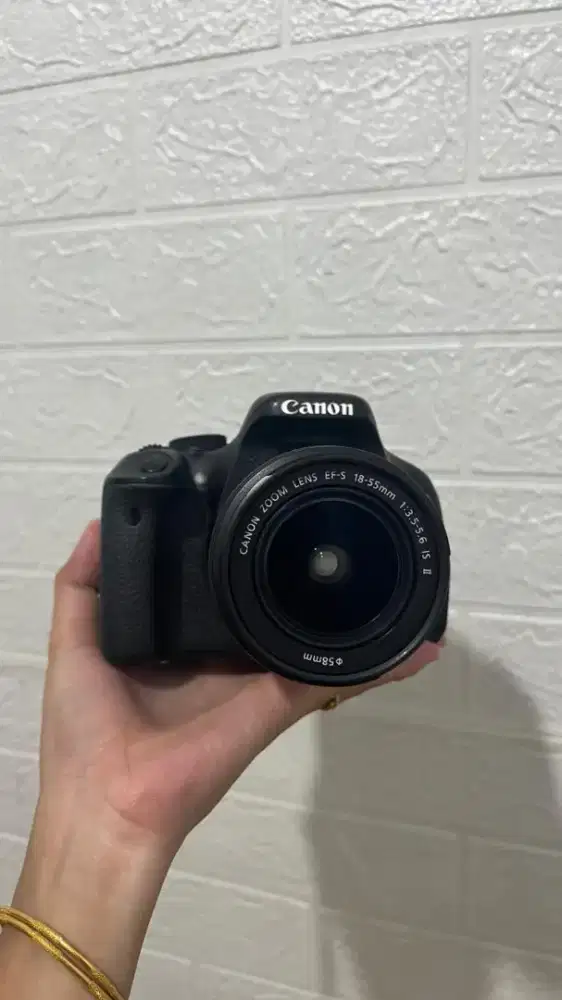 KAMERA CANON 600D