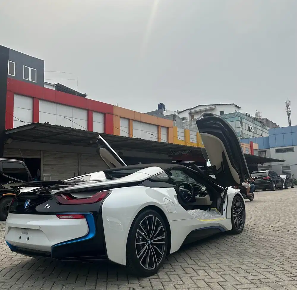 Bmw i8 Roadster 2021