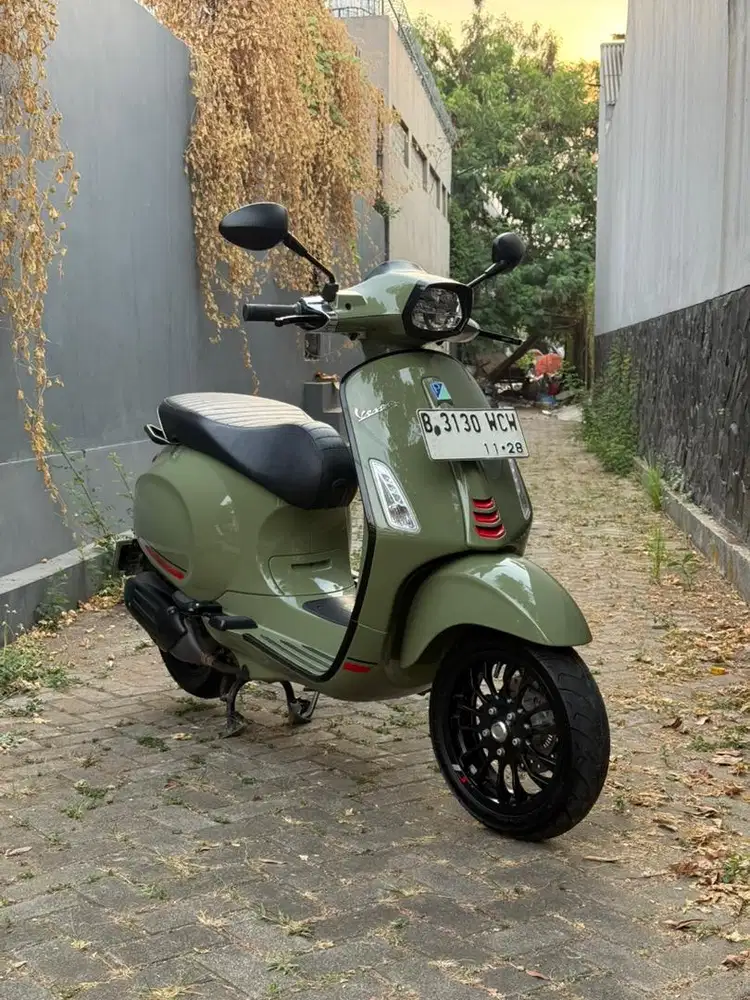 VESPA SPRINT S 2023 ( KM 6RB PERAK)