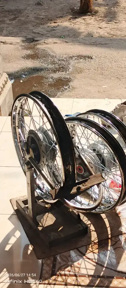 Jasa stel jari jari motor