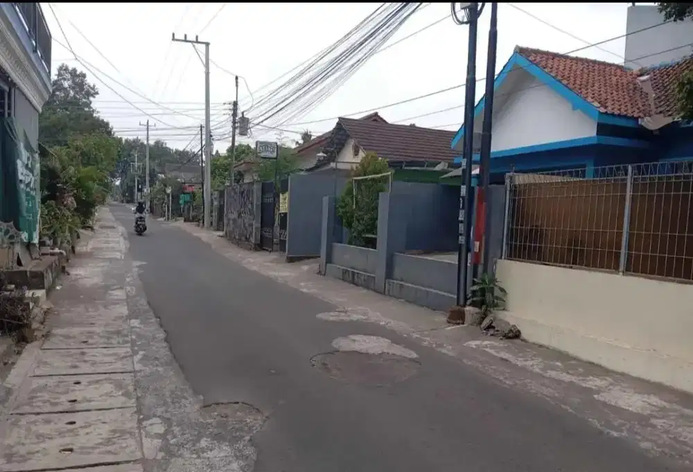 Dijual tanah SHM bonus rumah