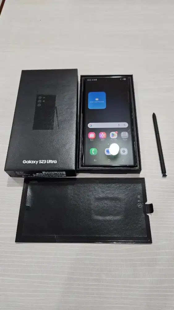Samsung Galaxy S23 Ultra 12/256 Gb Black Sein Fullset Mulus Murah