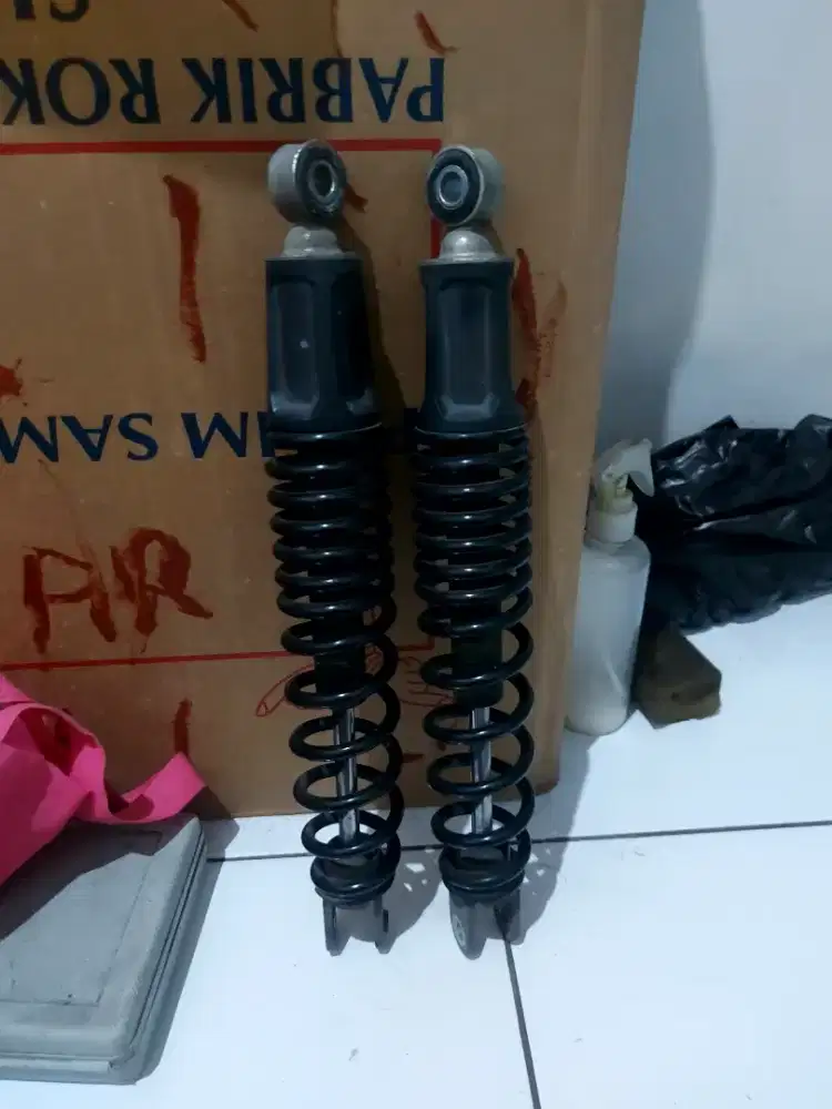 Shock nmax old ori