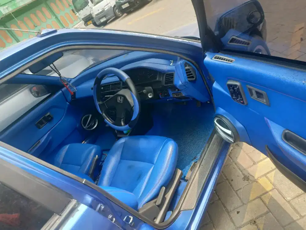 Dijual Honda grand civic LX AT