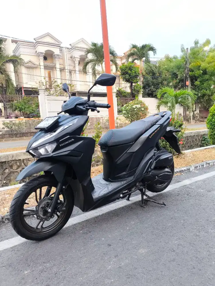 Vario 125 Gen 2 Keyless 2025  Low KM Pajak On!
