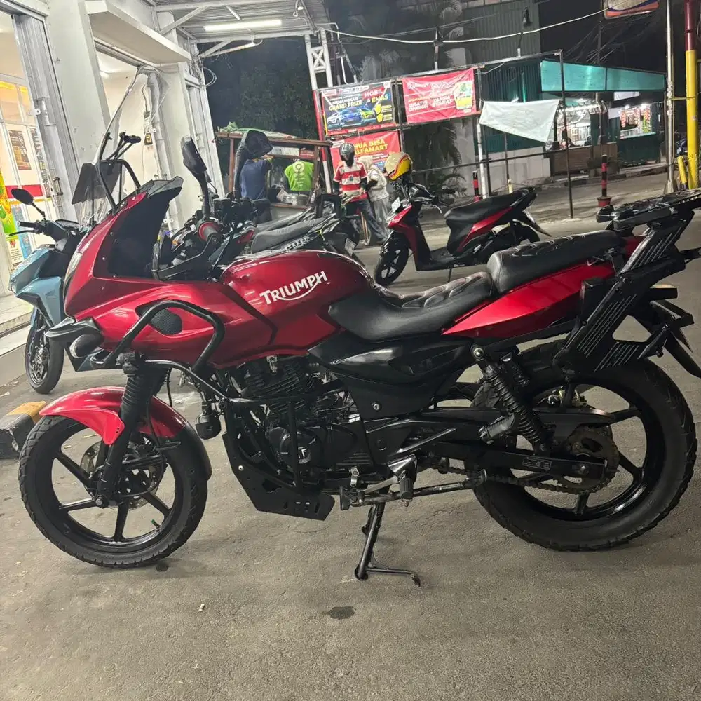 Bajaj Pulsar 220F Merah Full Modif Touring