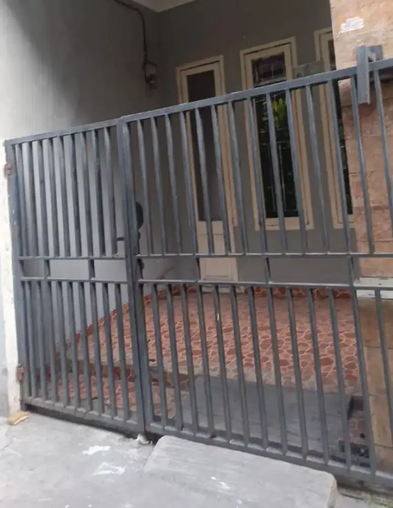 Disewa rumah siap huni lokasi strategis