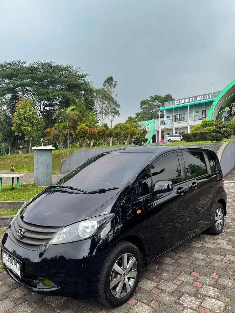 Honda Freed 2009 Bensin
