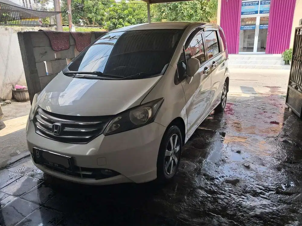 Honda Freed PSD 2011