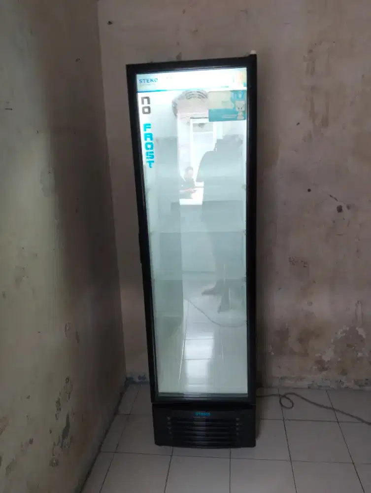 Jual bu showcase kulkas pendingin minuman ukuran 5 rak merk STEKO