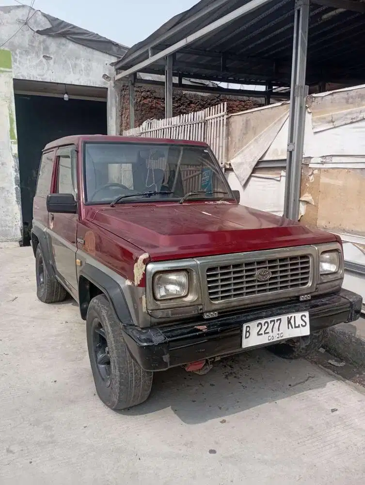 Daihatsu Feroza 1995 Bensin