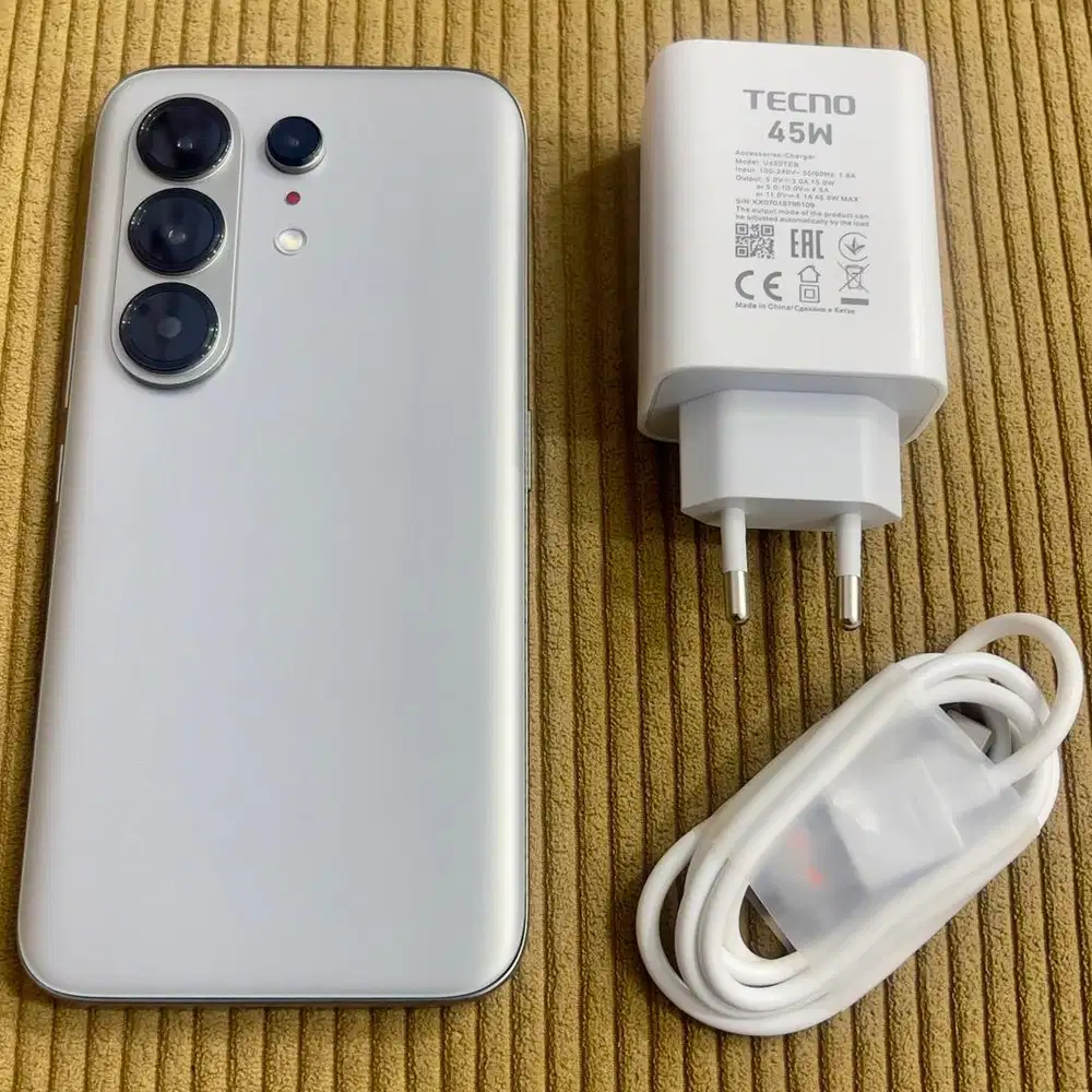Tecno camon 50 pro ram 8 / 256 resmi hp casan ori