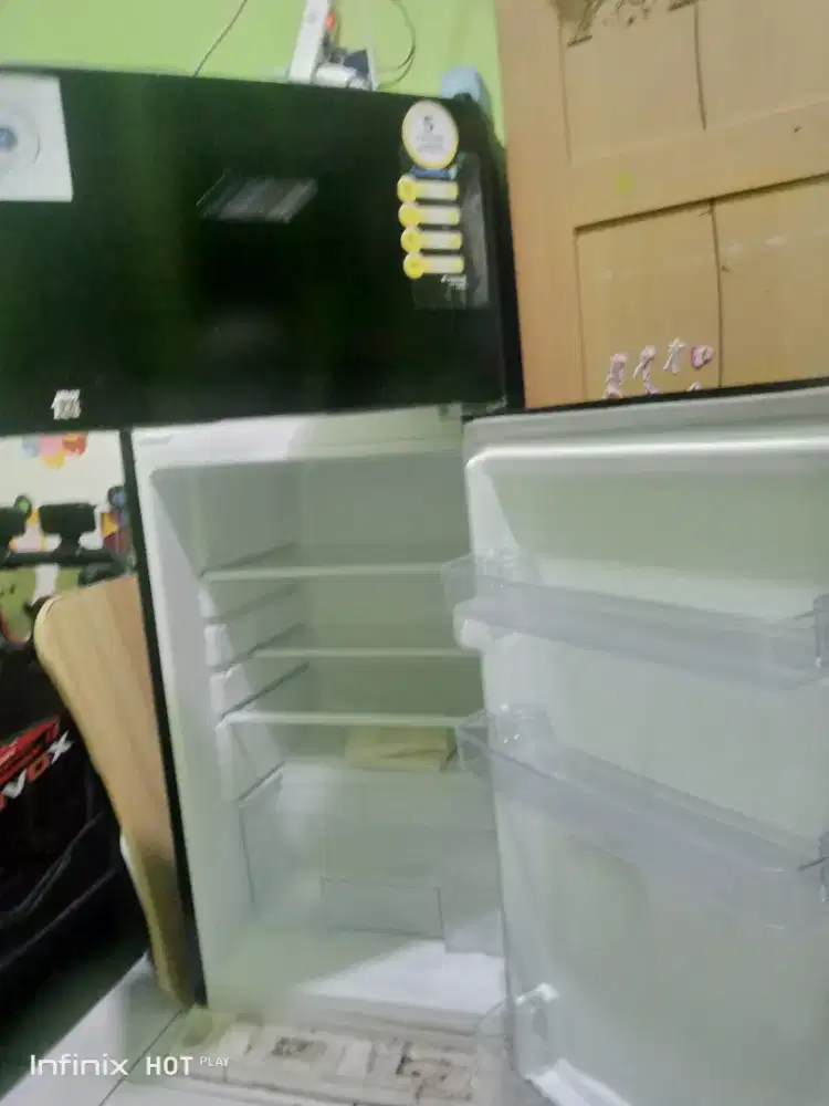 Kulkas Changhong 2 pintu